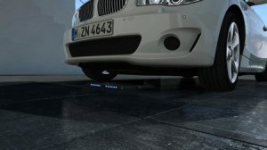 BMW et Mercedes veulent développer la charge par induction