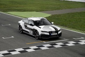 L'Audi RS 7 Piloted Driving sur le circuit de Hockenheim.